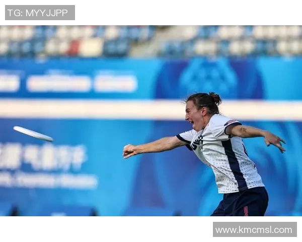 成都飞盘队在世界滑板锦标赛中以87分稳居积分榜首位